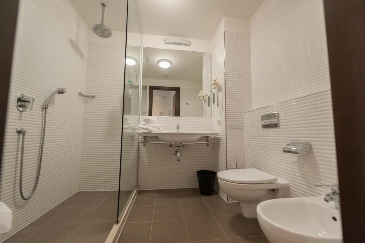Kona Hotel Verona By Kleos Group Collection Negrar Eksteriør billede