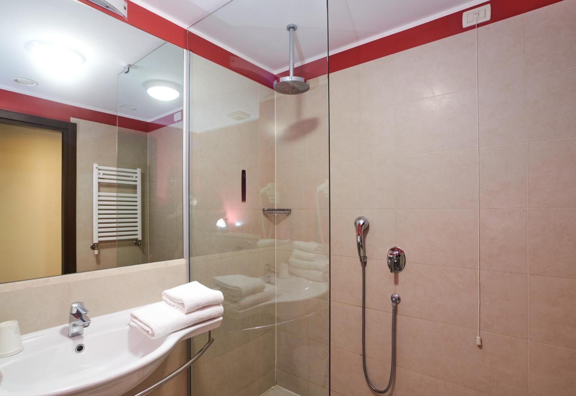 Kona Hotel Verona By Kleos Group Collection Negrar Eksteriør billede