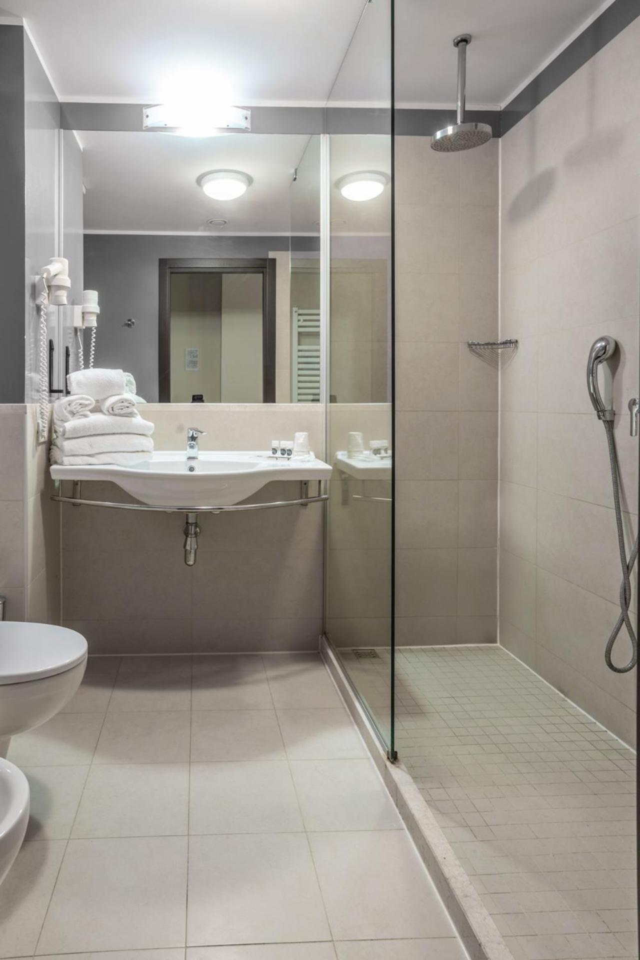 Kona Hotel Verona By Kleos Group Collection Negrar Eksteriør billede